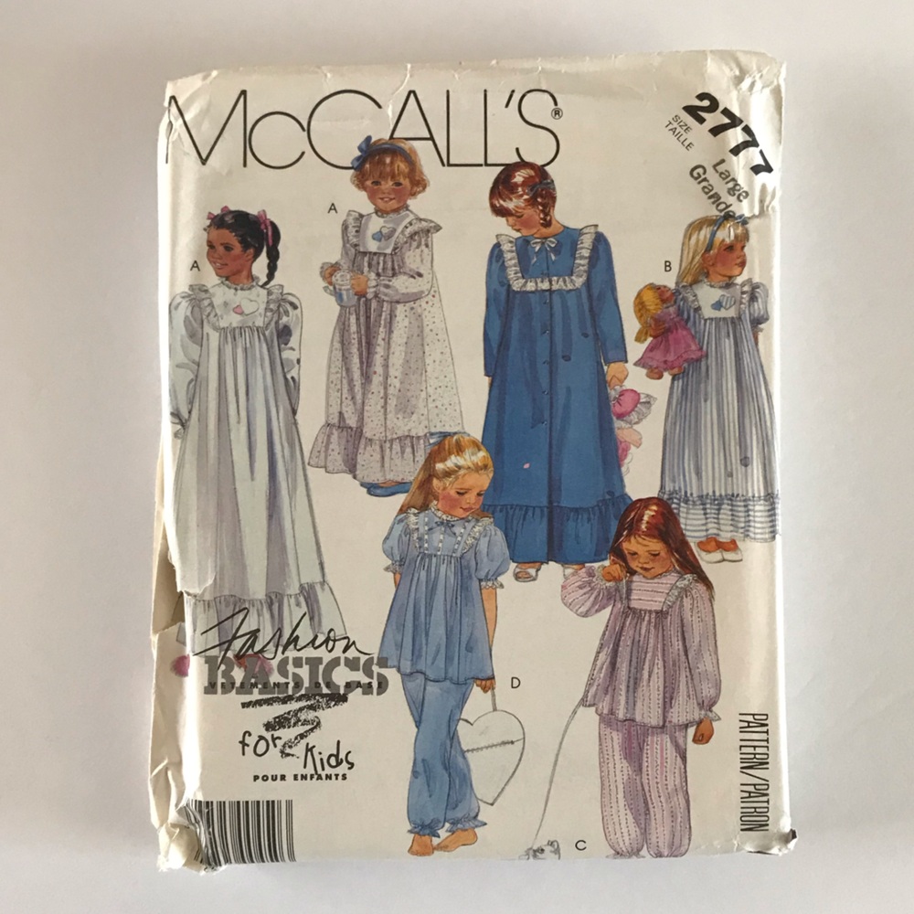 🧵3for12🧵 VTG McCall’s Pattern 2777 Child’s Robe Nightgown Pajamas Booties Bag